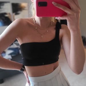 Lulu's one shoulder top, XS